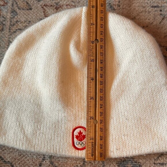 Canada Olympic Knitted Beanie Hat Hudsons Bay Co. One Size Acrylic - Picture 4 of 6